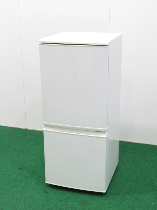 SHARP 2013年製 137L 冷凍冷蔵庫 SJ-14X-W