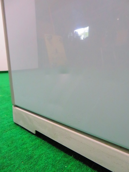 日立製 ノンフロン3ドア冷蔵庫 R-S30AMV 302L
